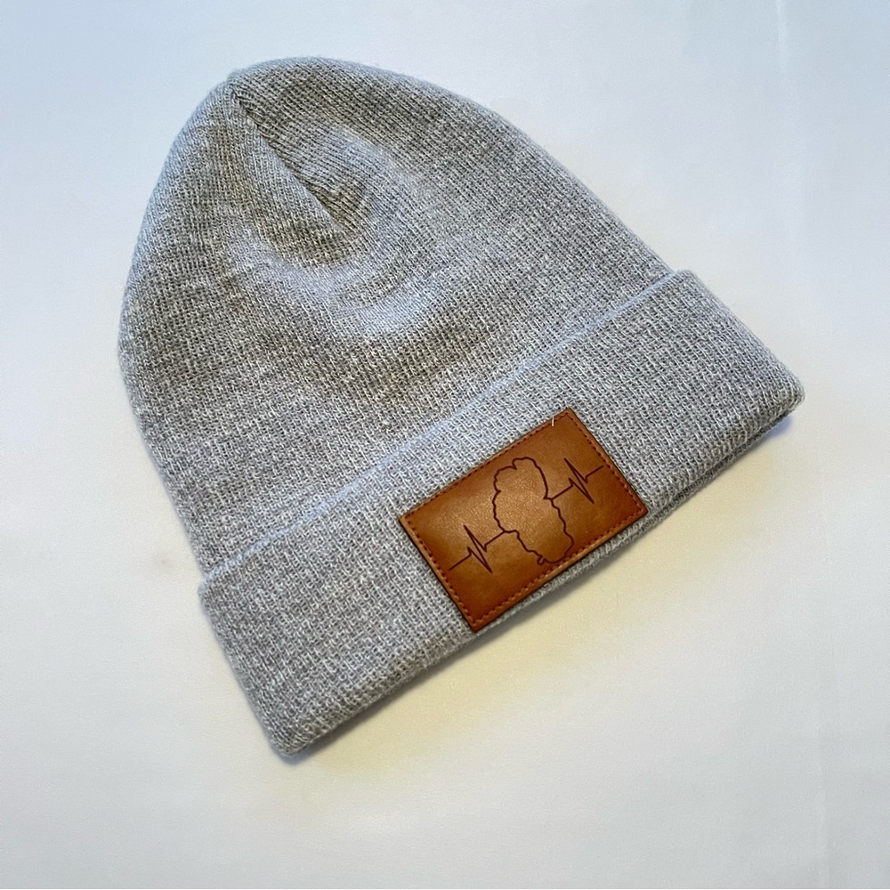 LAKE TAHOE HEARTBEAT Soft Gray KNIT BROWN PATCH Winter Cap Hat Beanie NWOT